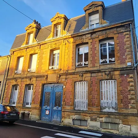 Delvincourt - Rue Calme Centre - Parking Gratuit - Proche Gare *