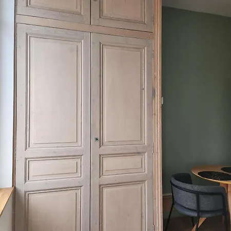 Apartamento Delvincourt - Rue Calme Centre - Parking Gratuit - Proche Gare Charleville-Mézières