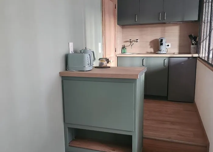 Delvincourt - Rue Calme Centre - Parking Gratuit - Proche Gare Apartamento